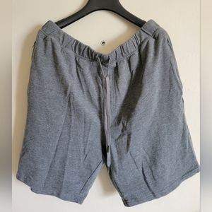 Eddie Bauer draw string, zippered‎ pockets shorts mens size XL